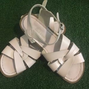 Woman's Original Saltwater Sandals